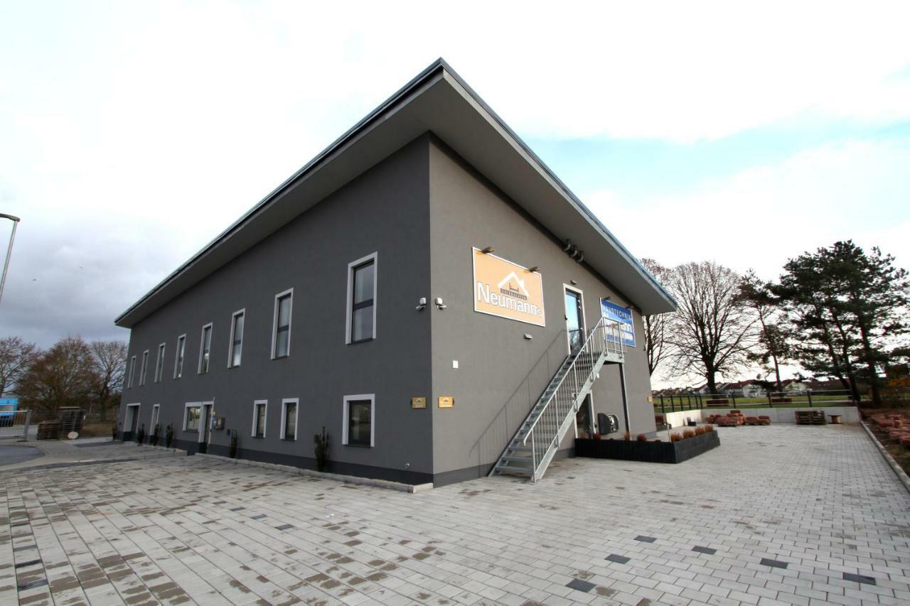 Neumann'S Uebernachten Plankstadt Екстер'єр фото